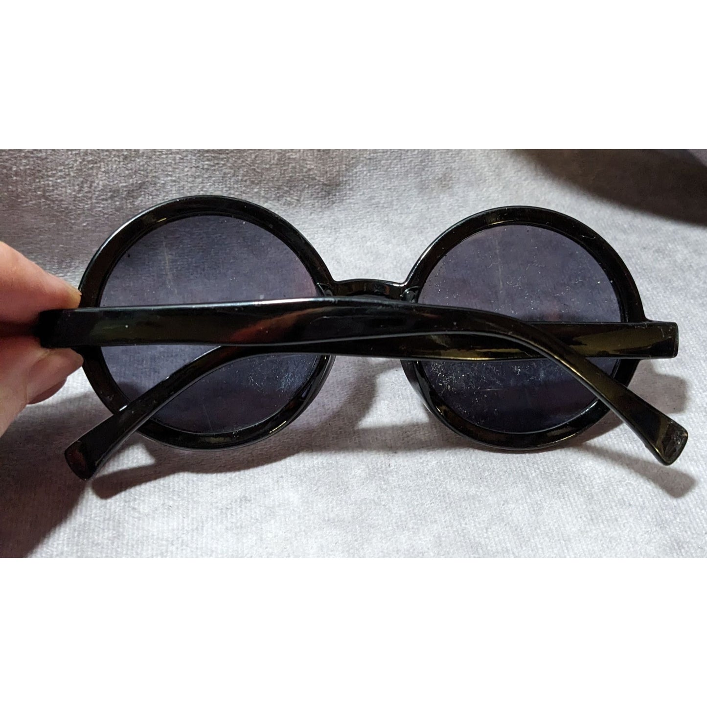 Vandy Retro Gothic Round Frame Sunglasses