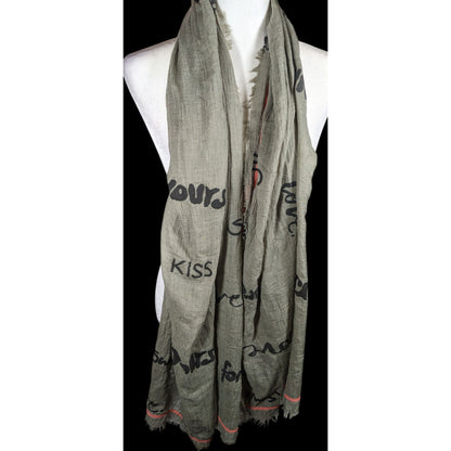Codello Grey Love Print Scarf With Pink Contrast Stitching