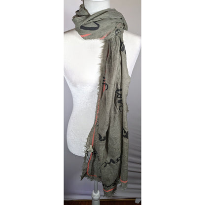 Codello Grey Love Print Scarf With Pink Contrast Stitching