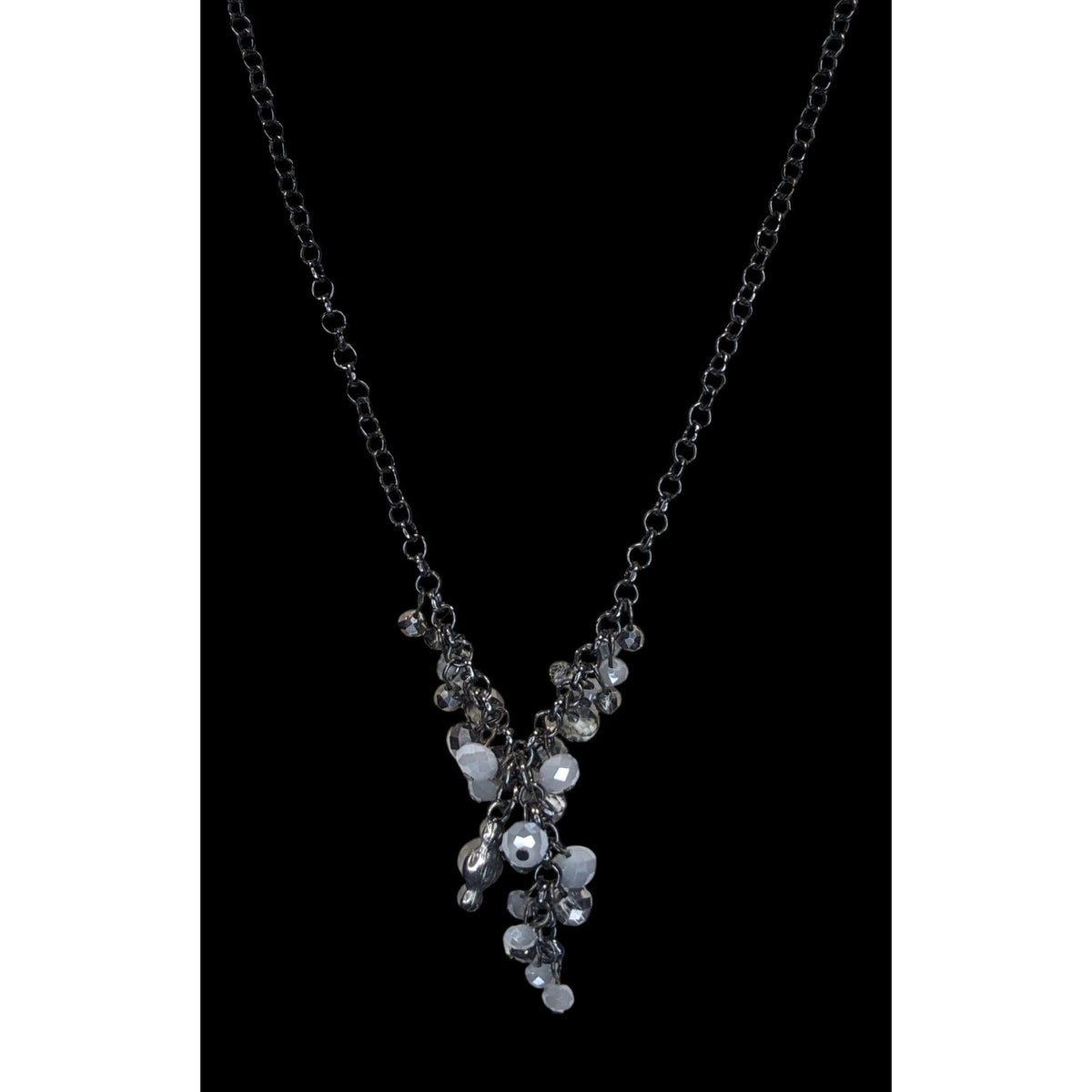 Simply Vera Vera Wang Glam Glass Silver Gray Cluster Necklace 18 Inch