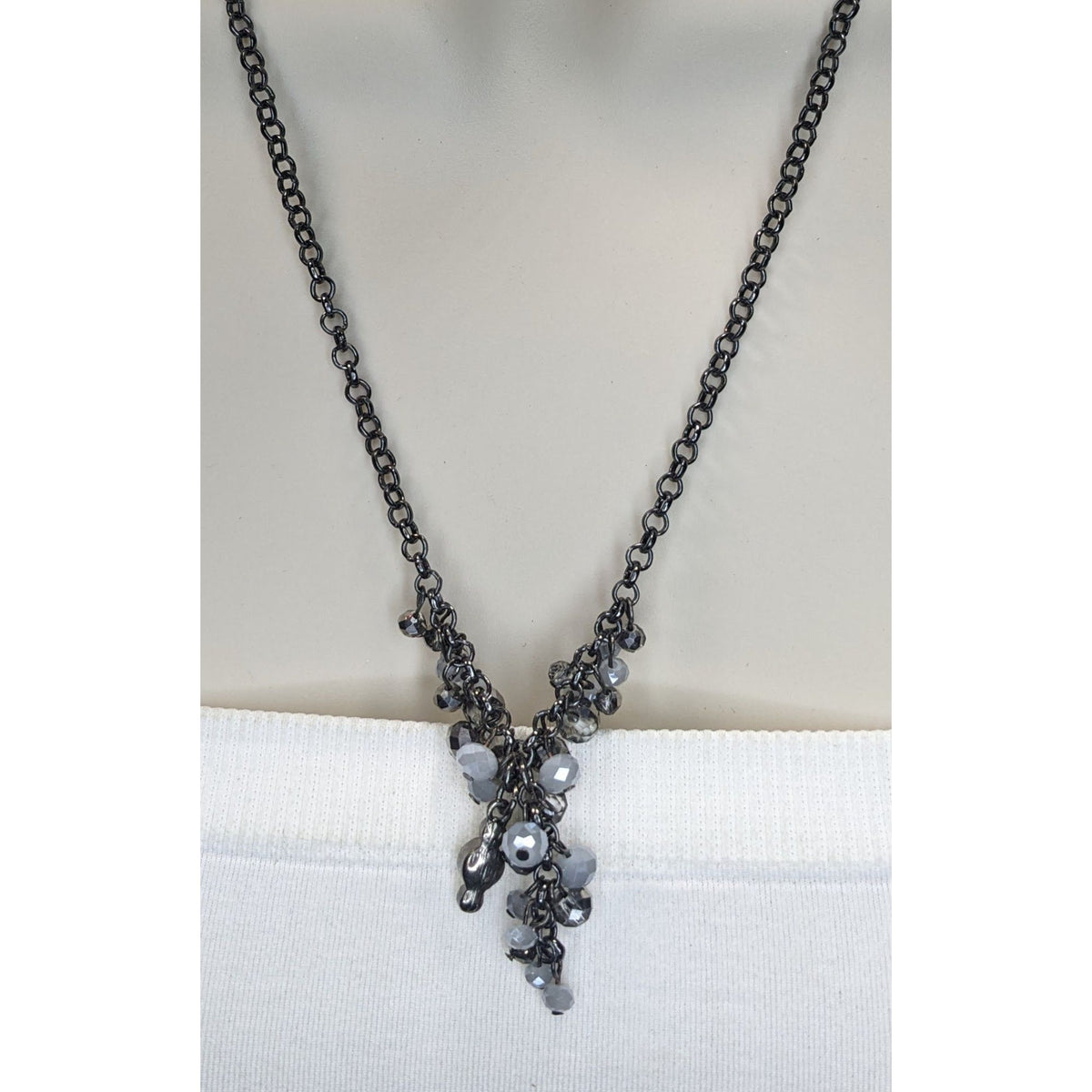 Simply Vera Vera Wang Glam Glass Silver Gray Cluster Necklace 18 Inch