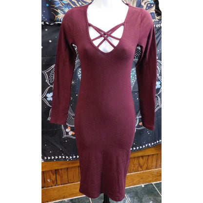 Bozzolo Burgundy Bodycon Dress With Strappy Neck