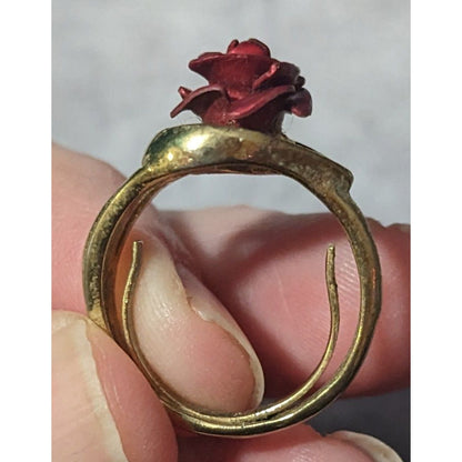 Vintage Open Heart Red Rose Gold Tone Fashion Ring Size 6