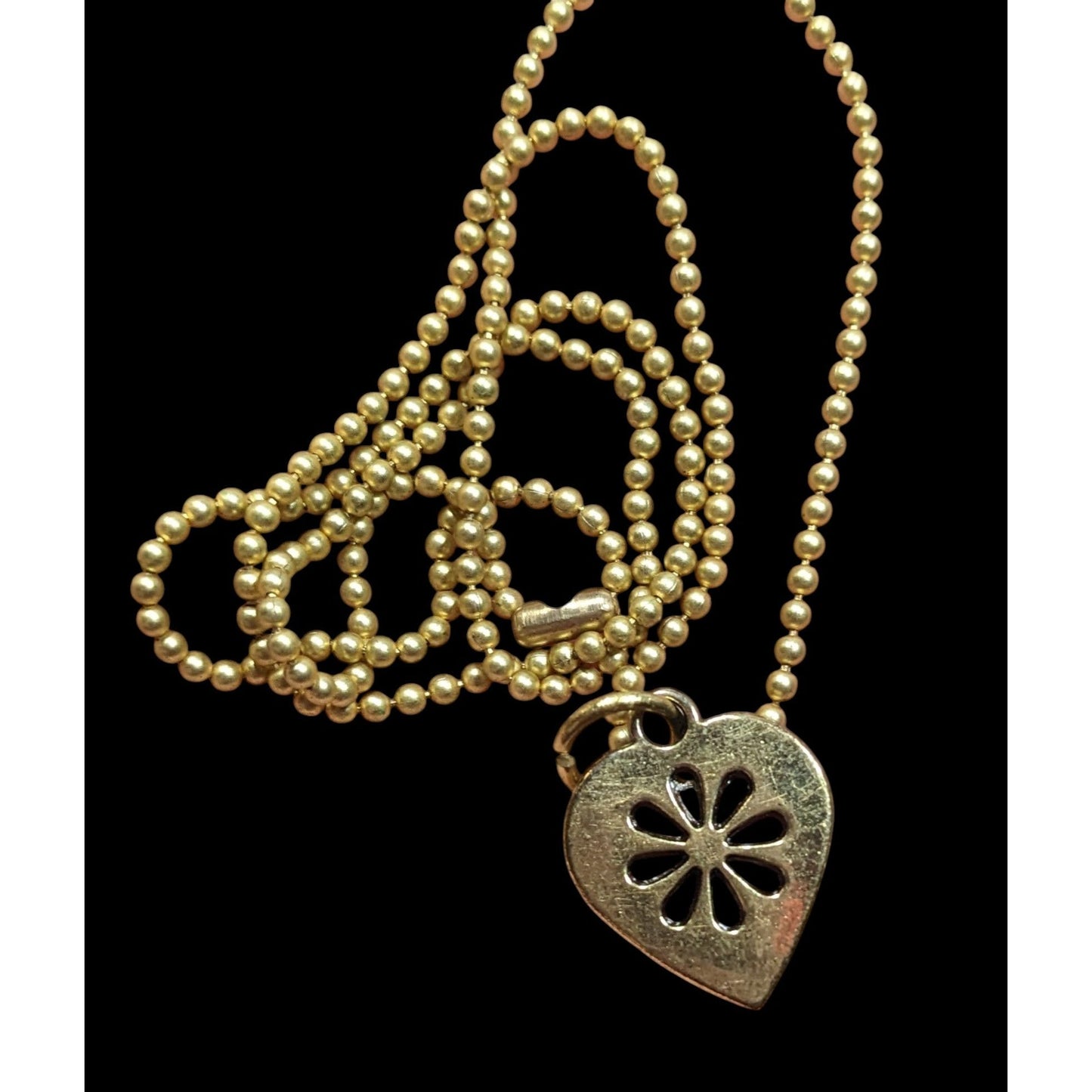 Minimalist Coquette Heart Pendant Necklace Gold Tone With Floral Cutout