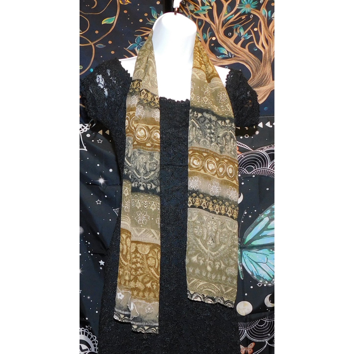 Renaissance-Inspired Floral Scarf Sheer Beige & Black