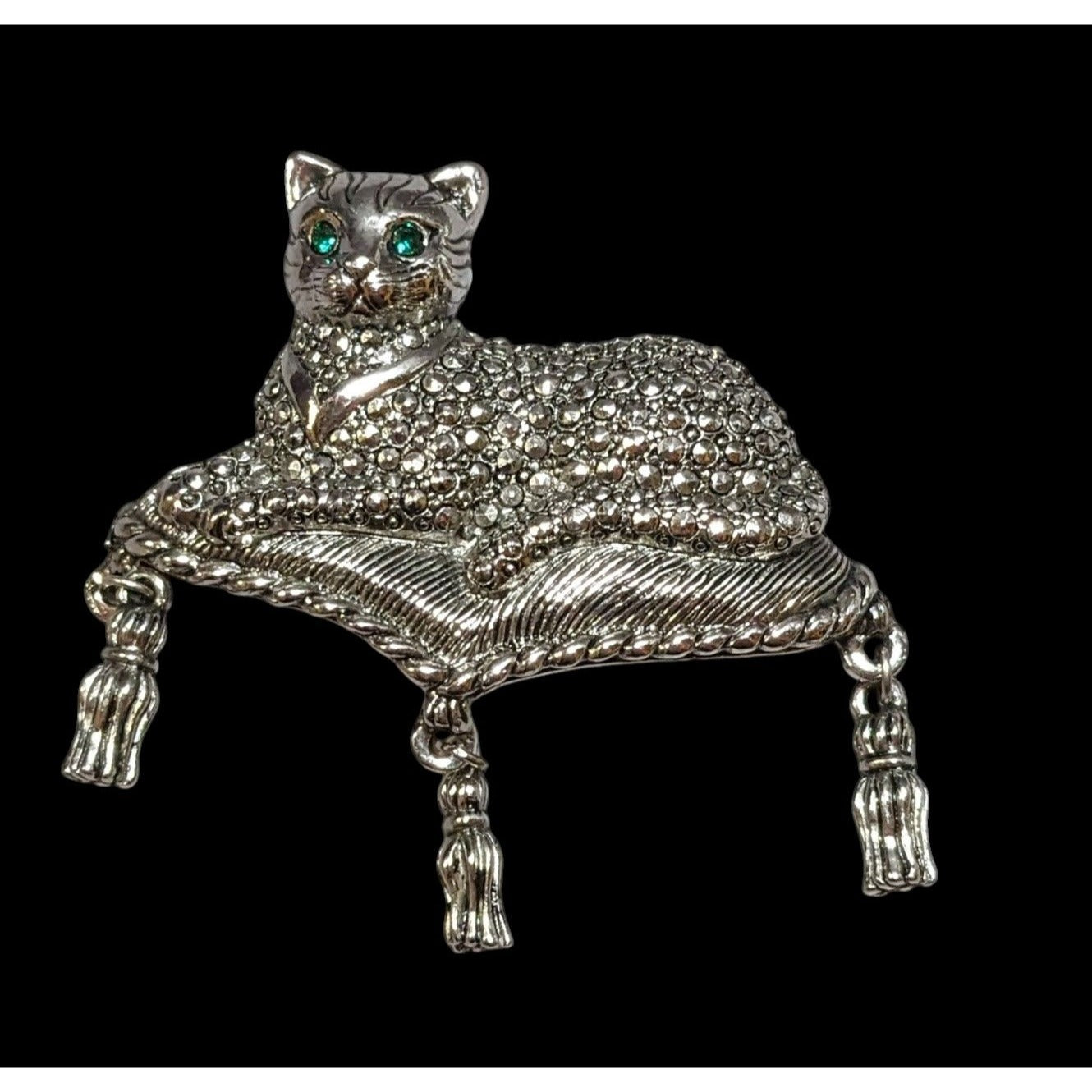 Vintage 90s Silver Tone Cat On A Pillow Brooch