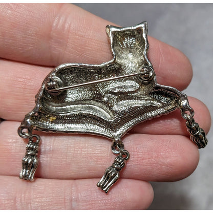 Vintage 90s Silver Tone Cat On A Pillow Brooch