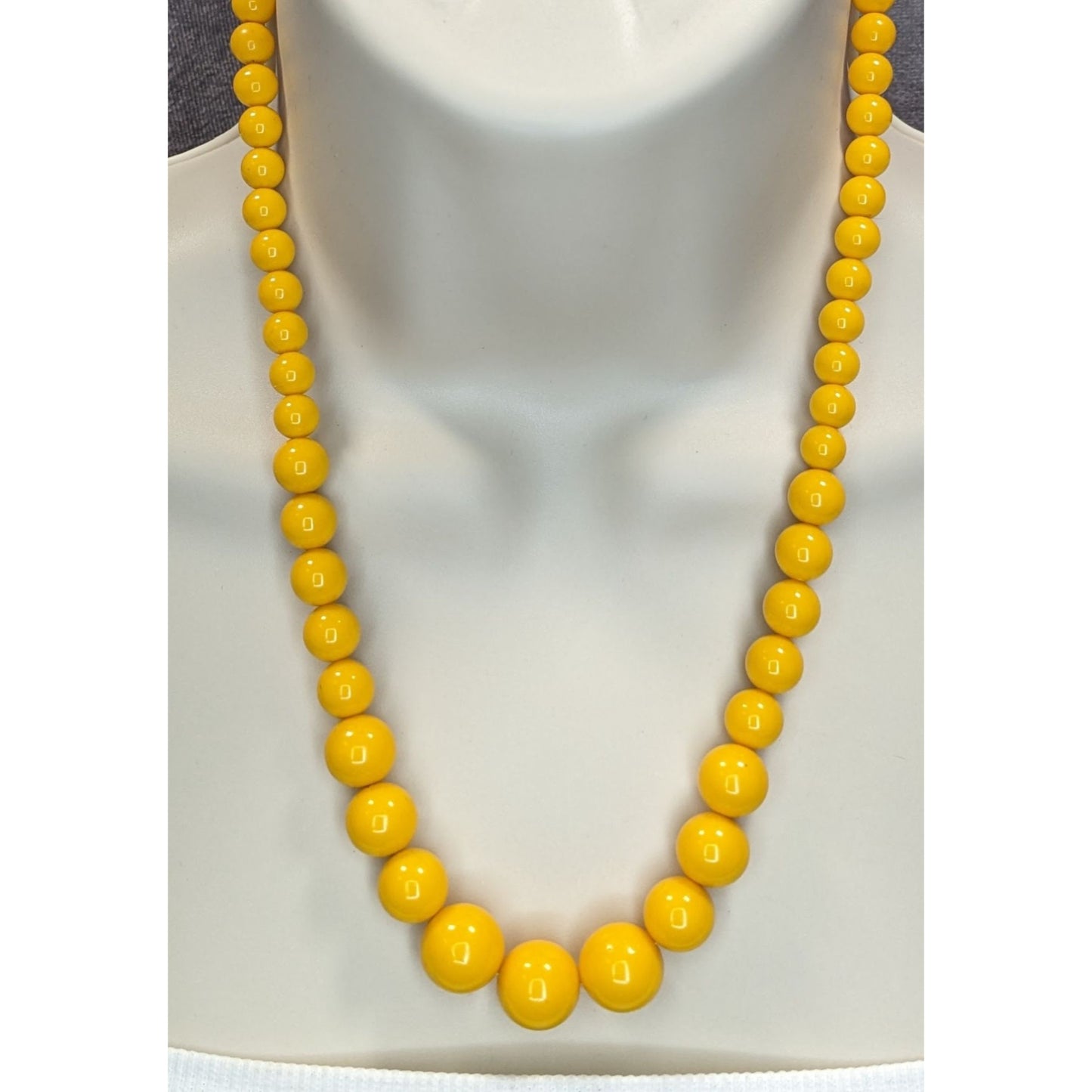 Vintage Yellow Beaded Necklace Retro Casual Statement Jewelry