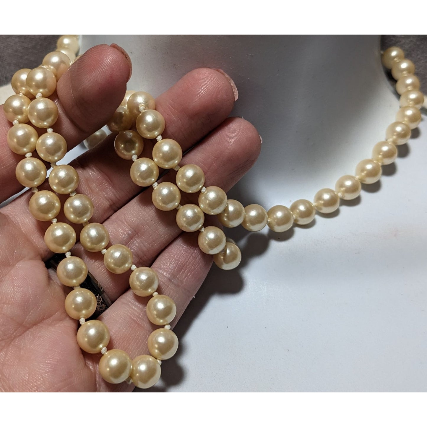 Vintage Glam Cream Faux Pearl Beaded Necklace