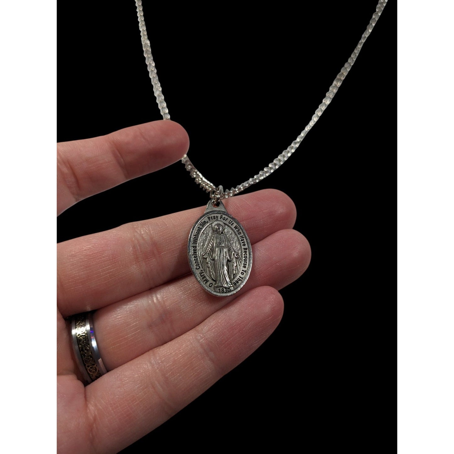 Catholic Religious Mother Mary Pendant Prayer Necklace