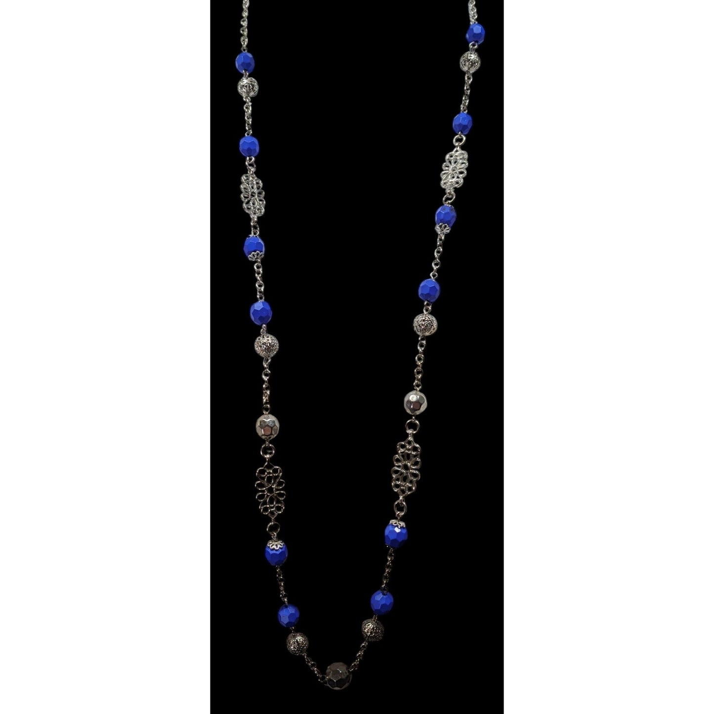 Floral Blue And Silver Tone Beaded Necklace