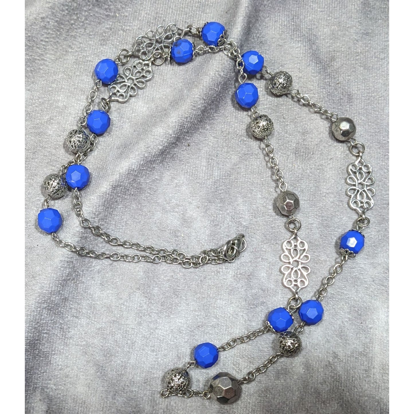 Floral Blue And Silver Tone Beaded Necklace