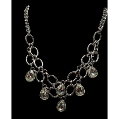 Paparazzi Silver Chain Necklace With Teardrop Crystal Pendants