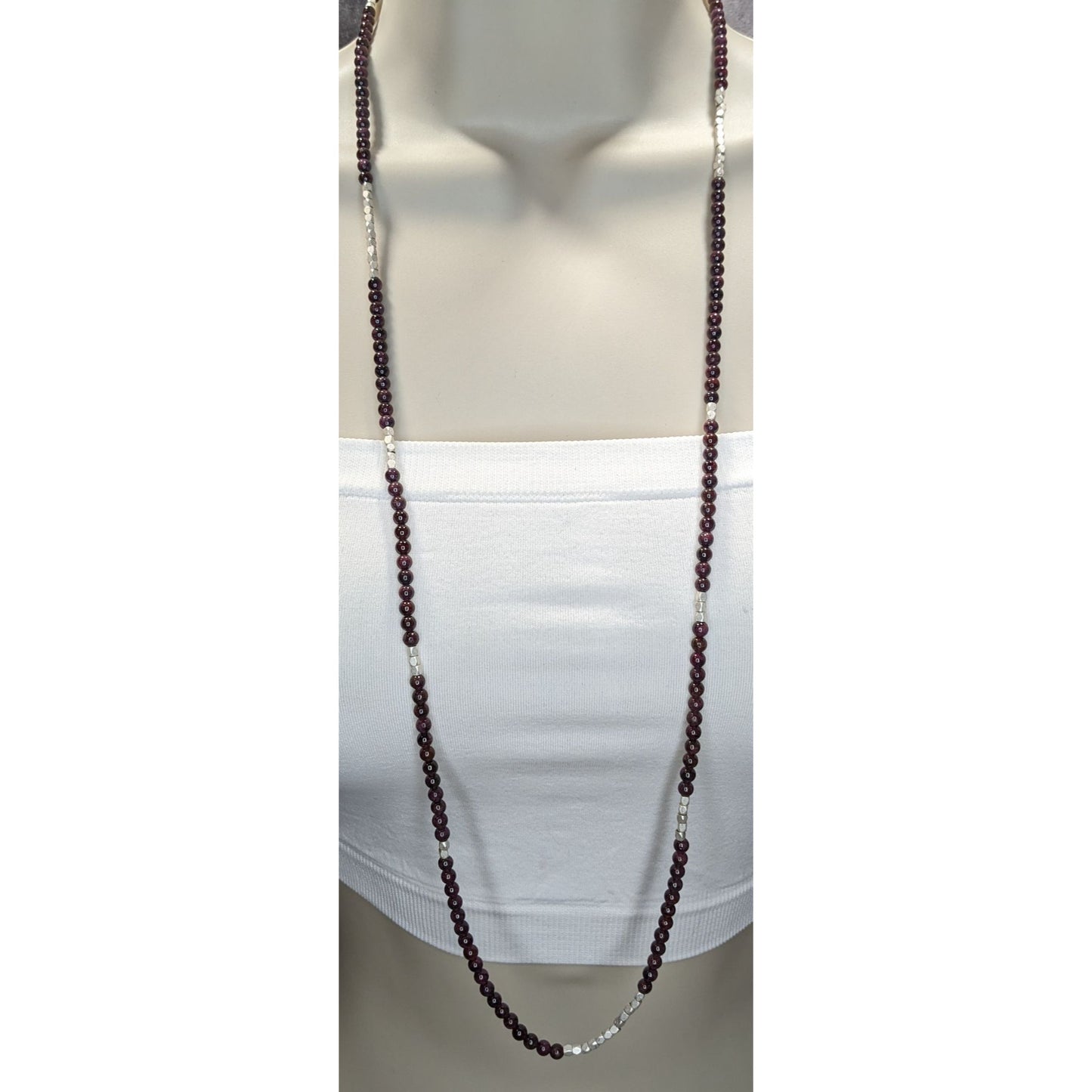 Bohemian Purple Agate Stretch Necklace With Silver Tone Accents
