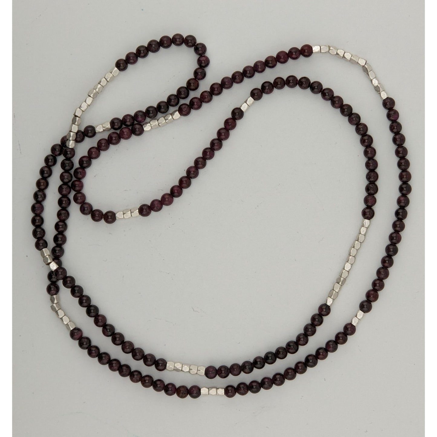 Bohemian Purple Agate Stretch Necklace With Silver Tone Accents