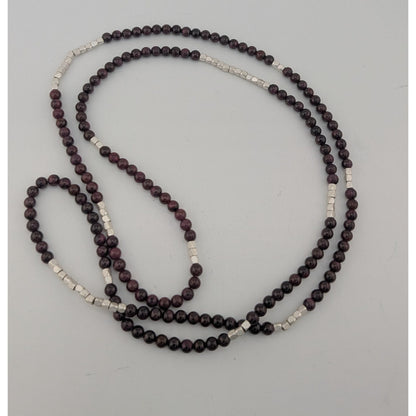 Bohemian Purple Agate Stretch Necklace With Silver Tone Accents