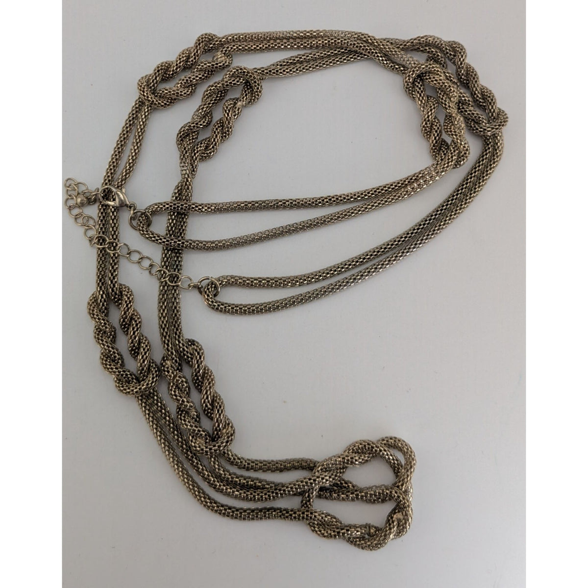 Vintage Glam Metal Mesh Gold Tone Knot Necklace 32 Inch
