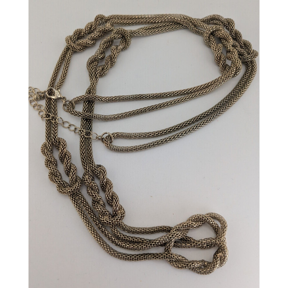 Vintage Glam Metal Mesh Gold Tone Knot Necklace 32 Inch