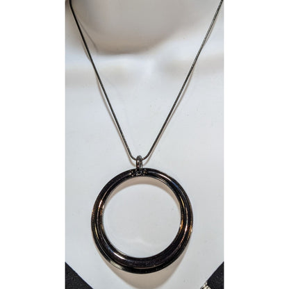 Modern Minimalist Metal Black Silver Tone Circle Pendant Necklace 16 Inch