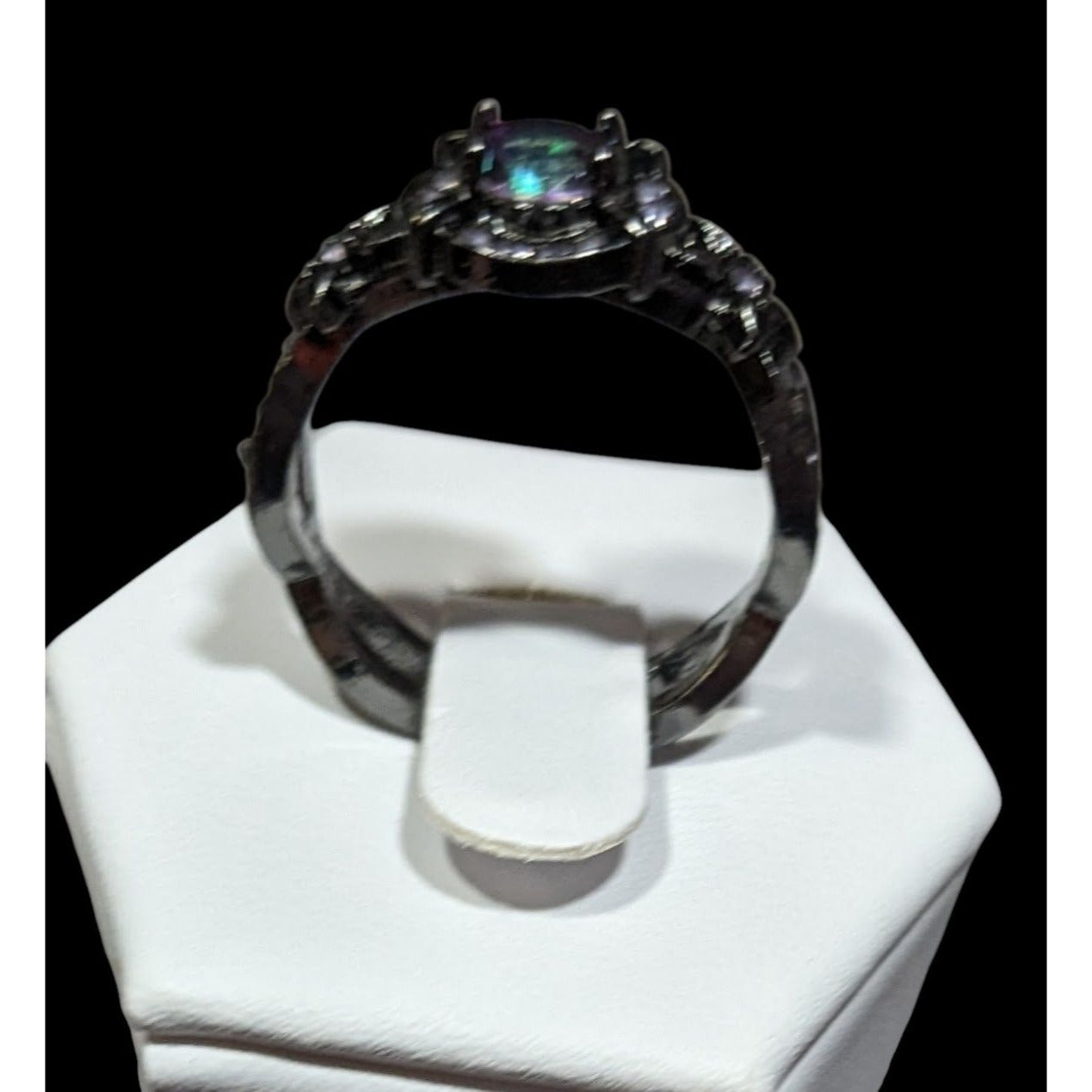 Gothic Purple Gemmed Ring With Star Accents Size 7.75