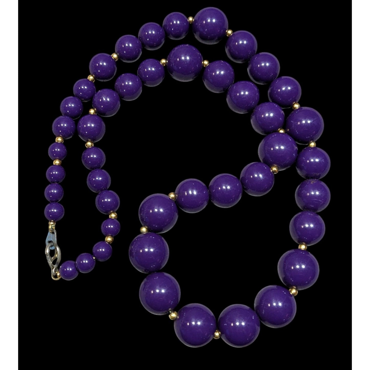 Retro Purple Graduated Bead Necklace With Gold Tone Accents