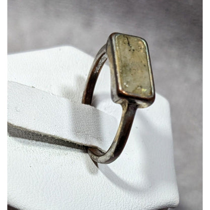 Geometric Rectangular Mottled Stone Silver Tone Ring Size 6 1/2