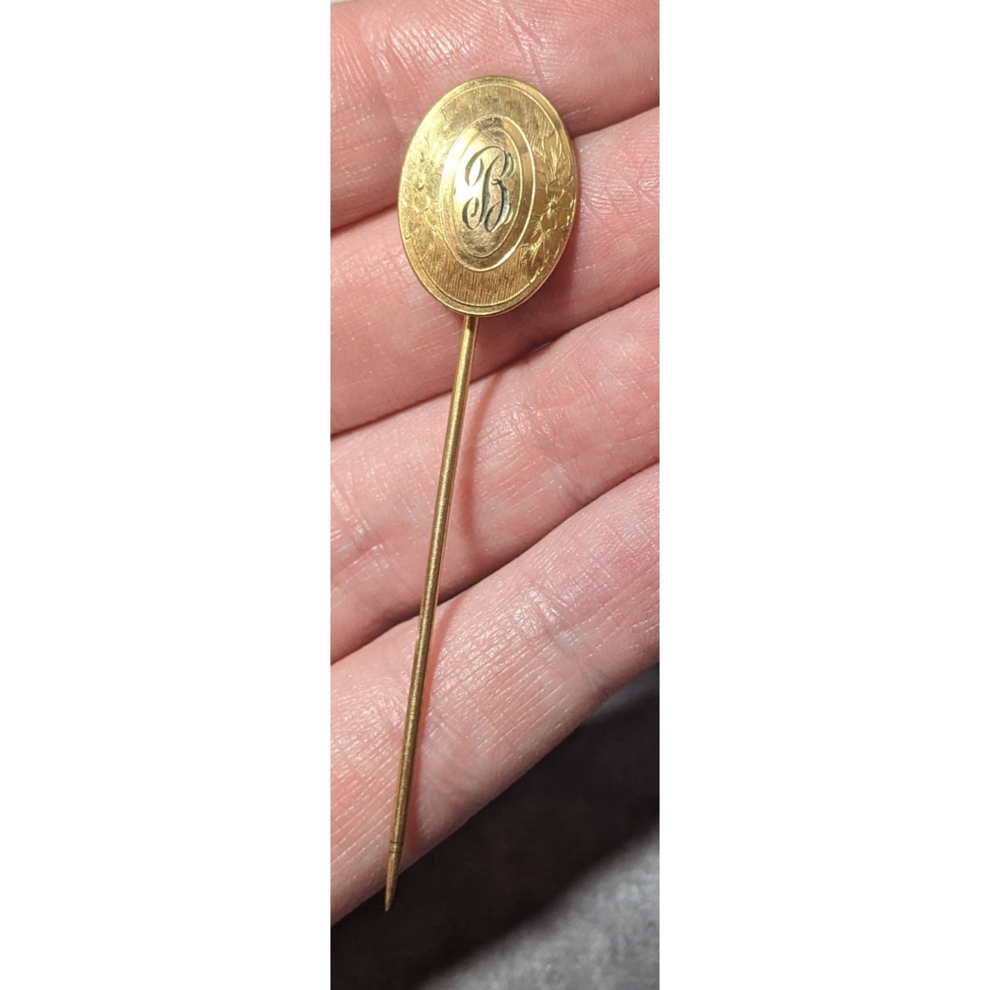 Vintage Cursive B And Floral Engraved Gold Tone Stick Pin