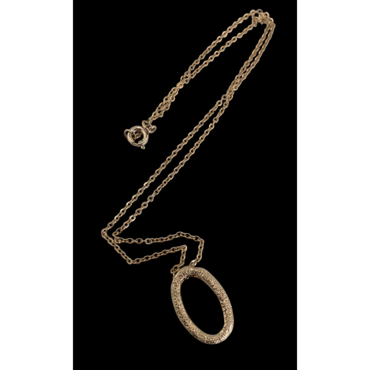 Minimalist Modern Glam Gold Oval Textured Pendant Necklace