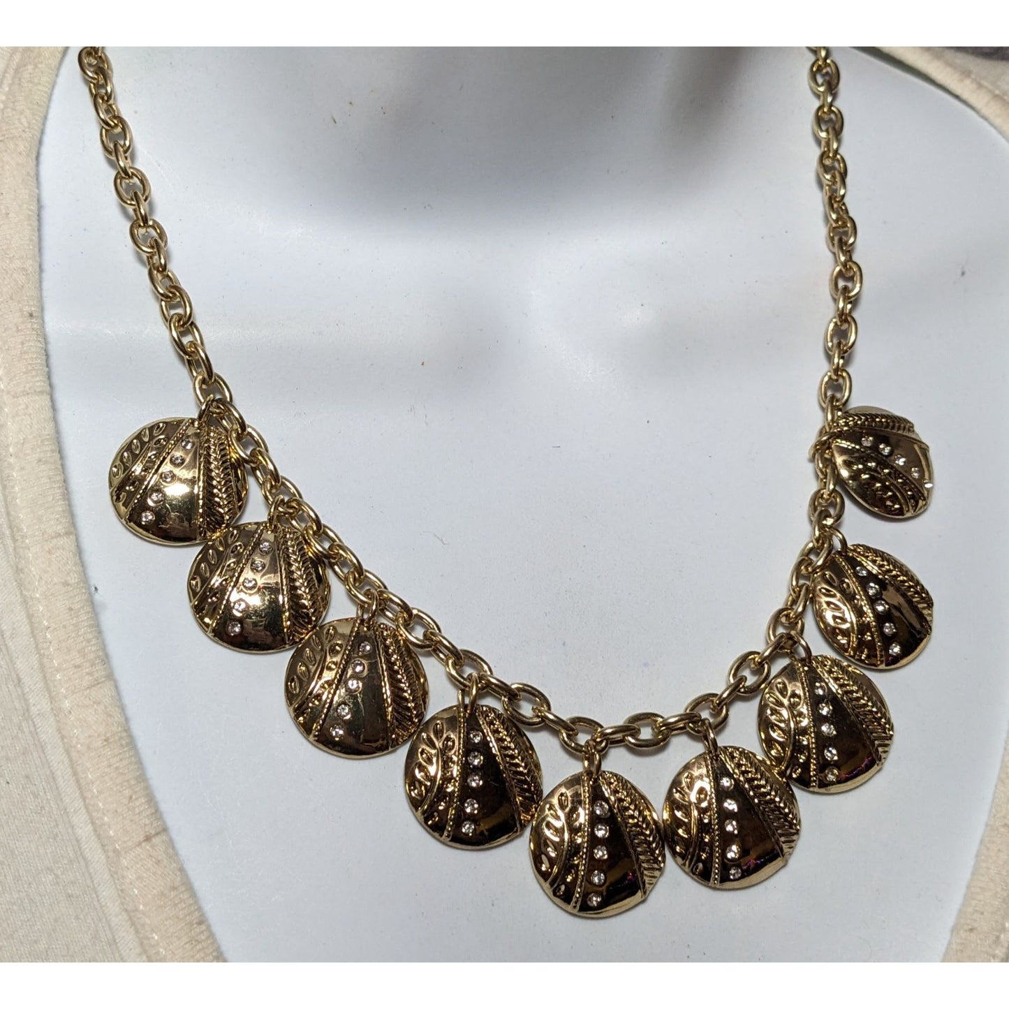 Vintage Liz Claiborne Gold Tone Rhinestone Shell Charm Necklace