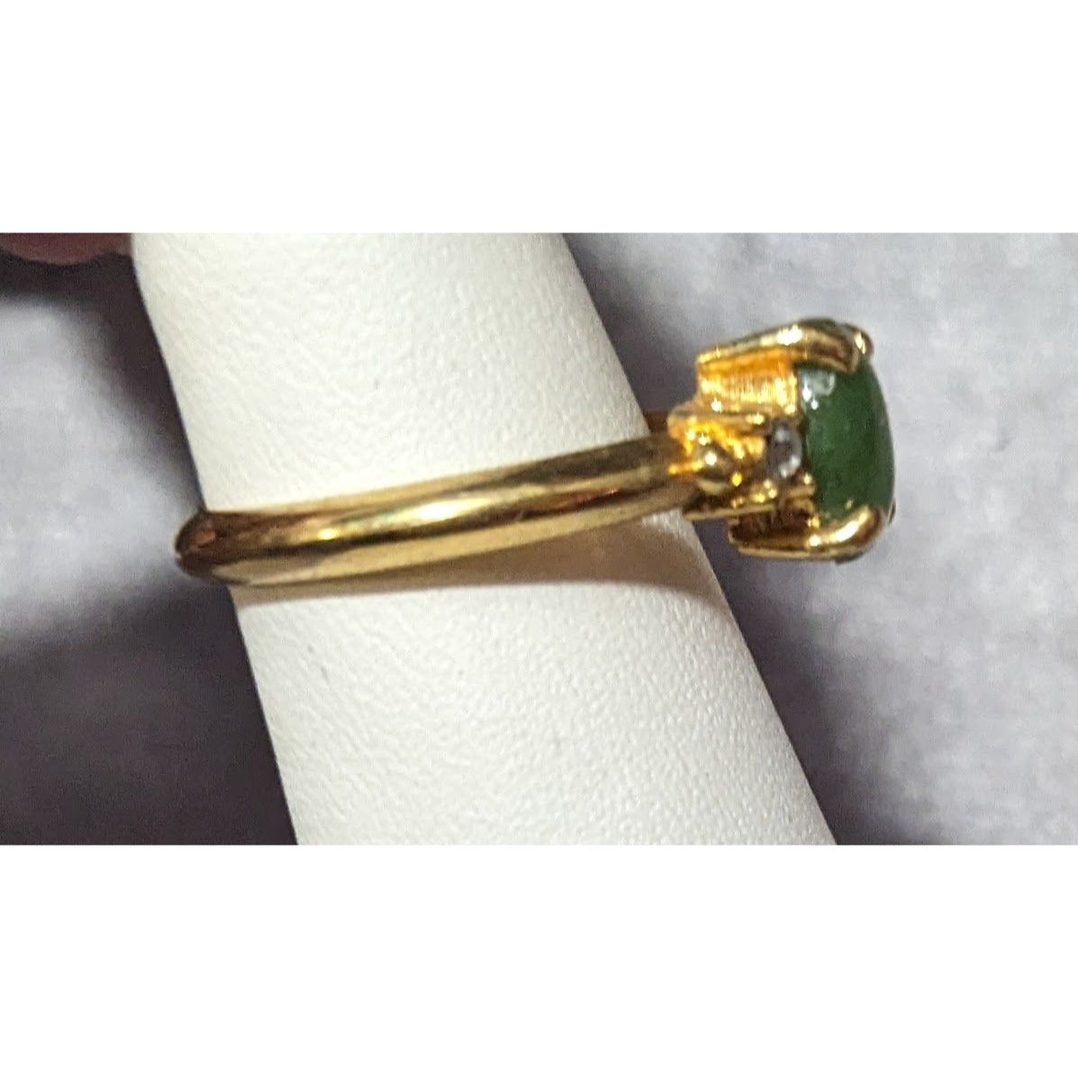 Vintage Avon Fashion Accents Oriental Jade Ring