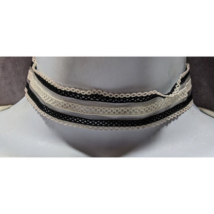 Gothic Lolita Black And White Lace Choker