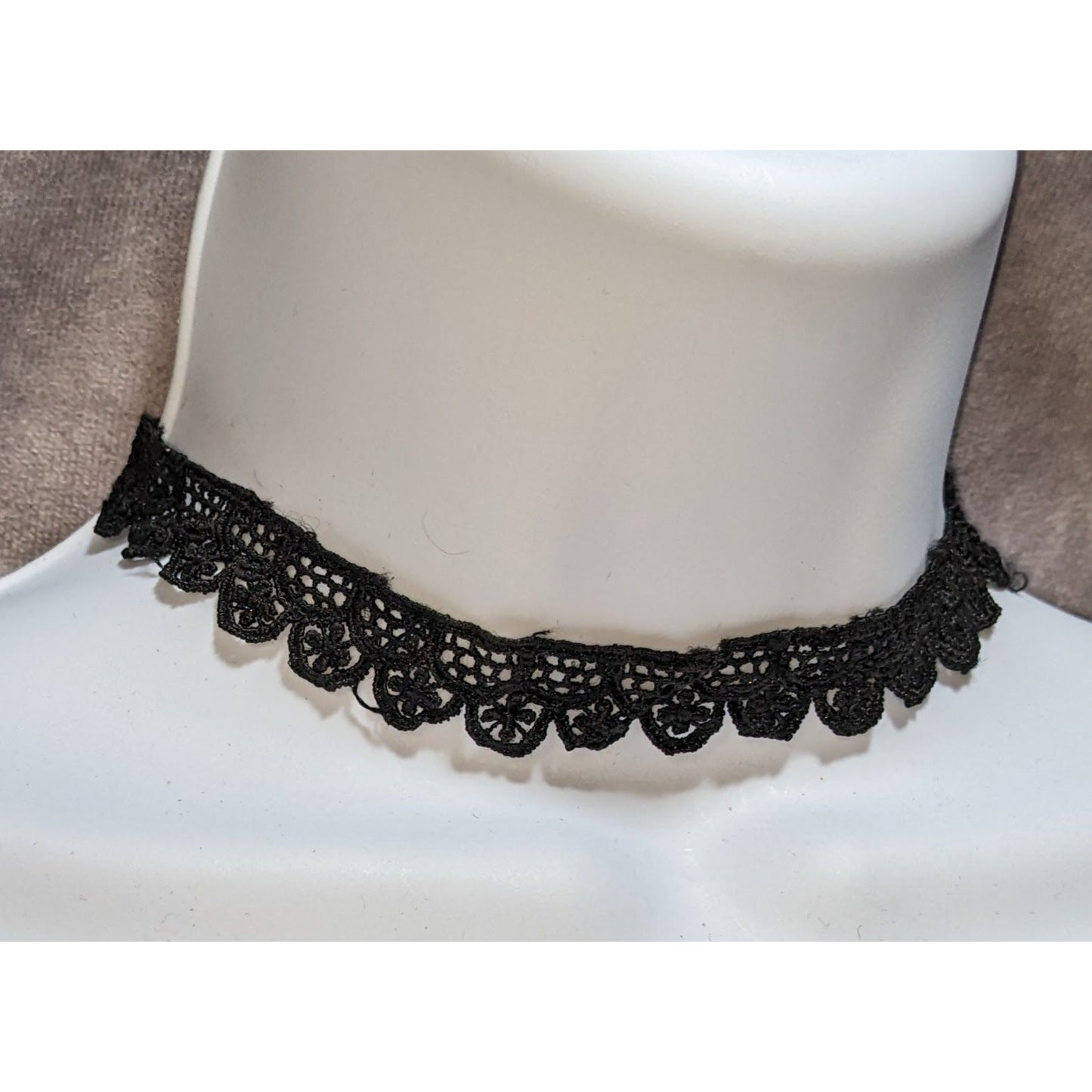 90s Goth Black Scalloped Lace Choker Necklace Dark Romantic Alt Y2K Jewelry