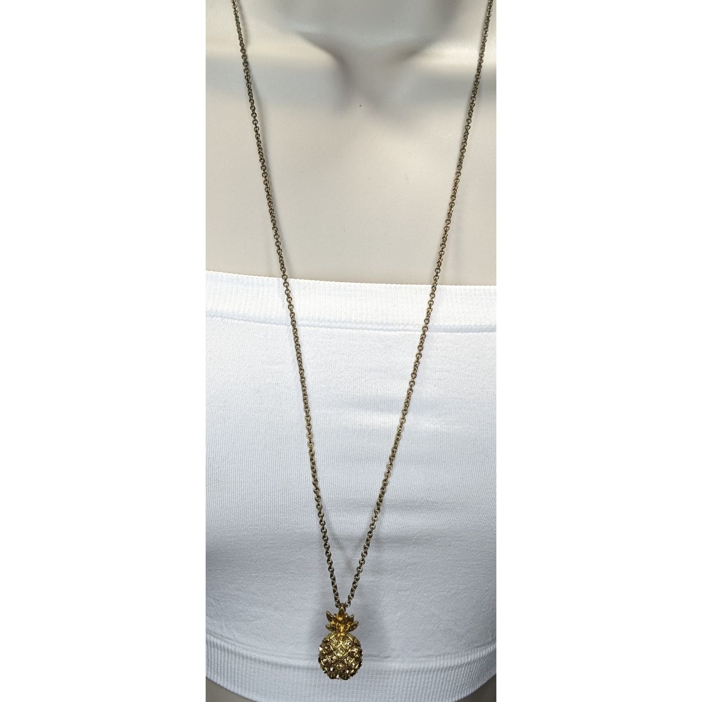 Preppy Summer J. Crew Gold Pineapple Pendant Necklace