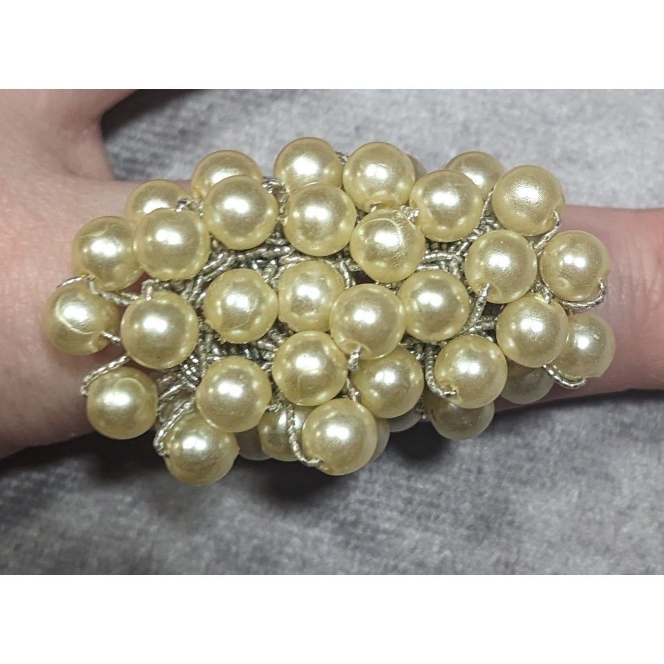 Elegant Glam Faux Pearl Cluster Beaded Stretch Ring Size 9