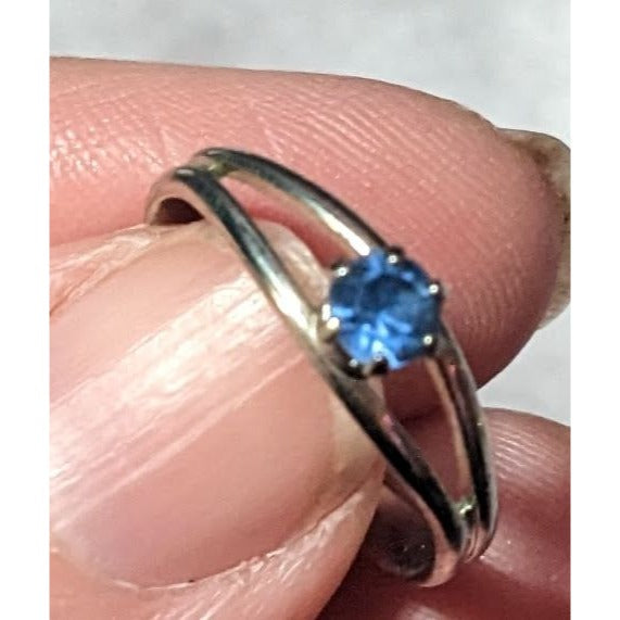 Casual Silver Tone Blue Stone Adjustable Ring Size 6 1/2