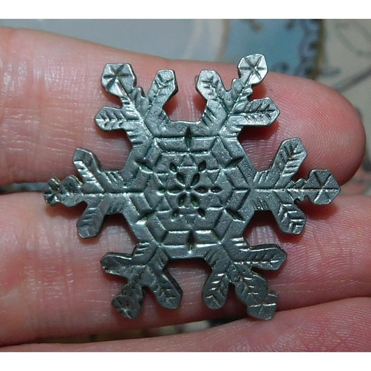 Vintage Metal Snowflake Brooch Silver Tone With Engraved Details