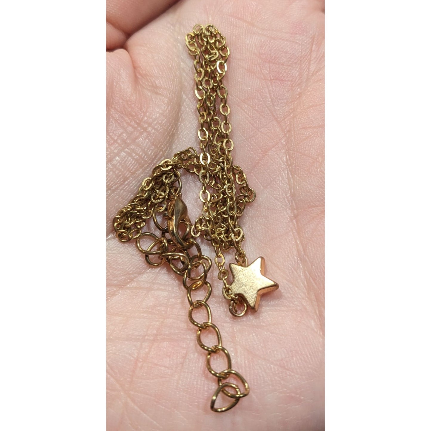 Minimalist Gold Tone Star Pendant Necklace