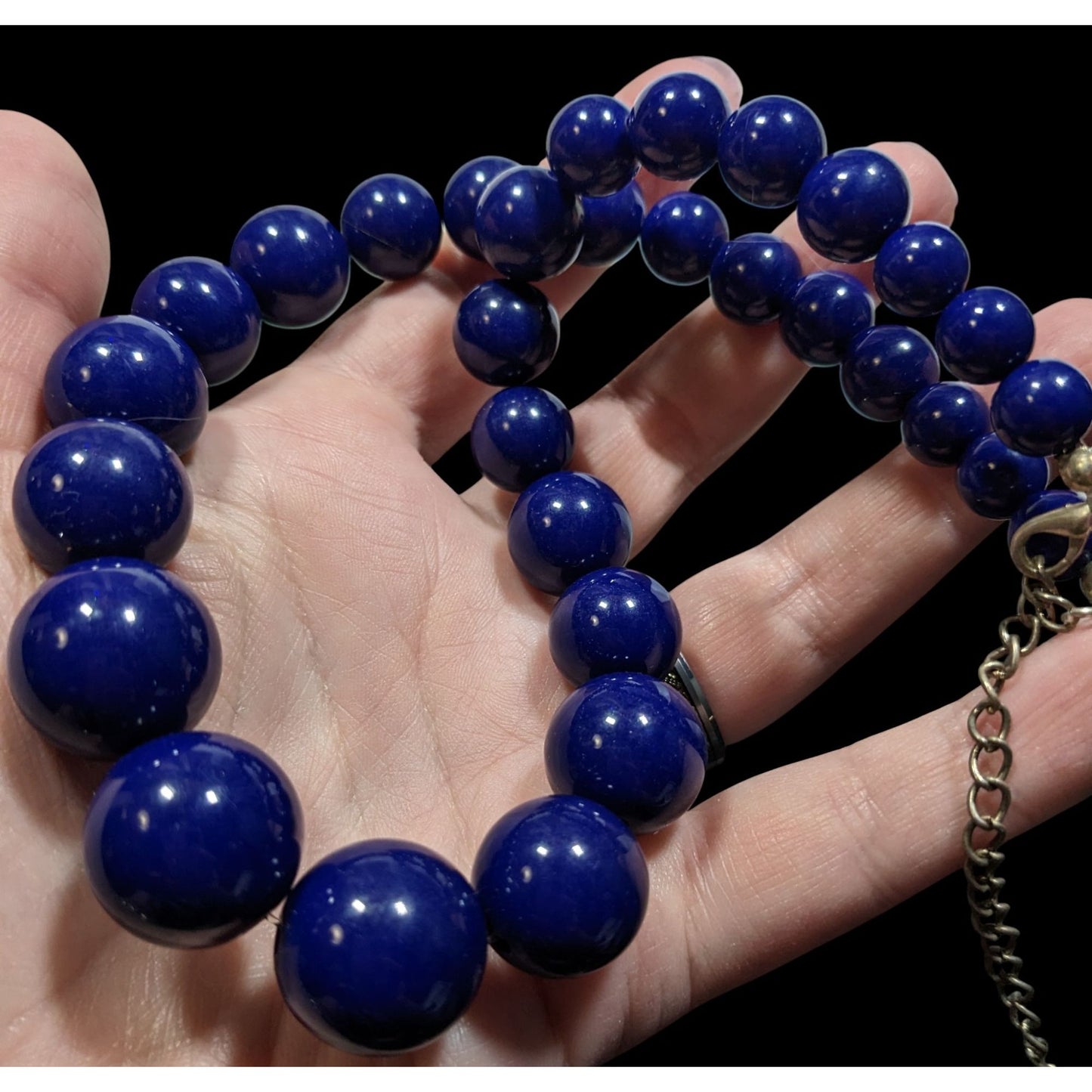 Retro Blue Beaded Necklace With Adjustable Chain Clasp