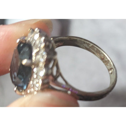 Elegant Whimsical Faux Sapphire Silver Tone Halo Ring Size 9