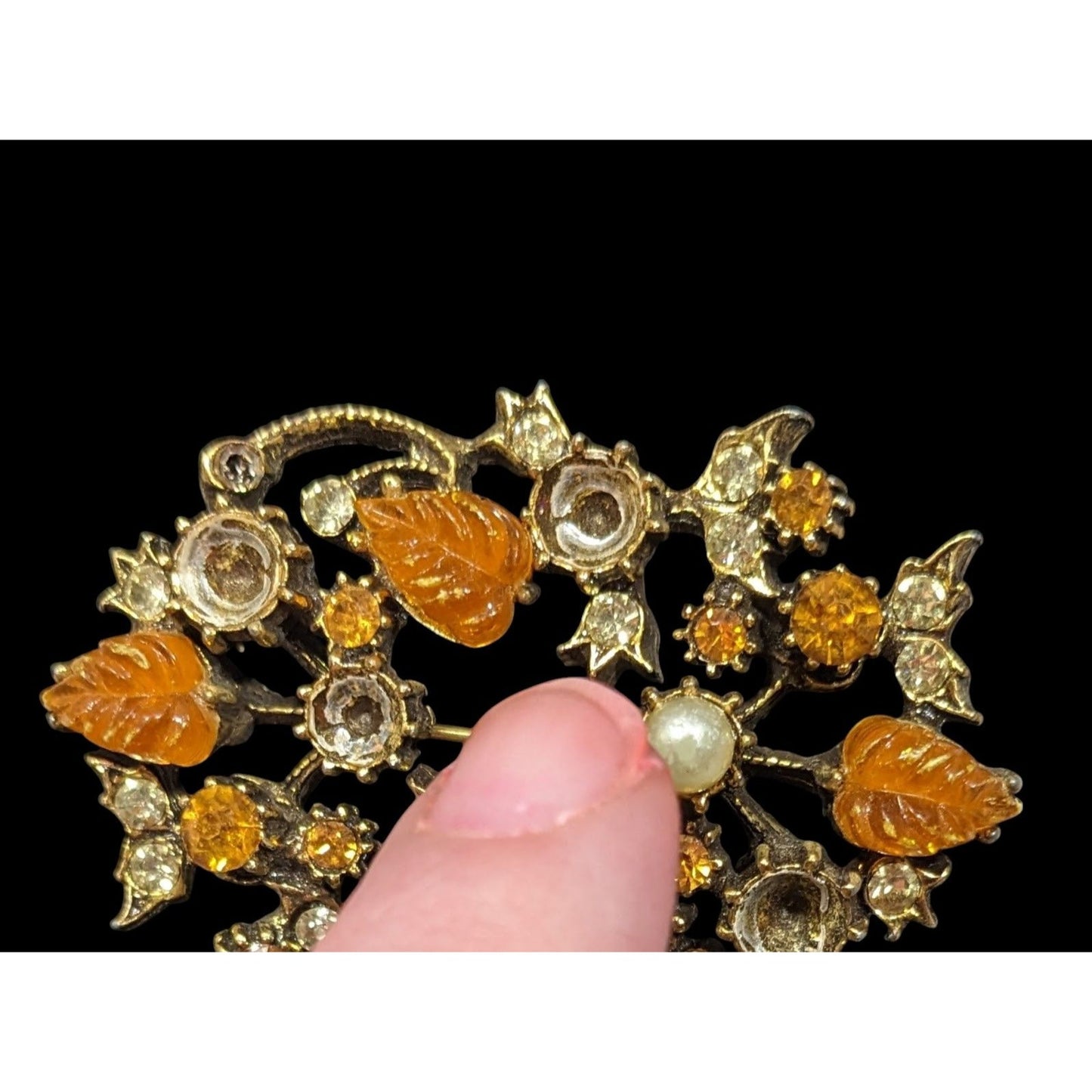 Vintage Floral Brooch Gold Tone With Orange Gems And Faux Pearls