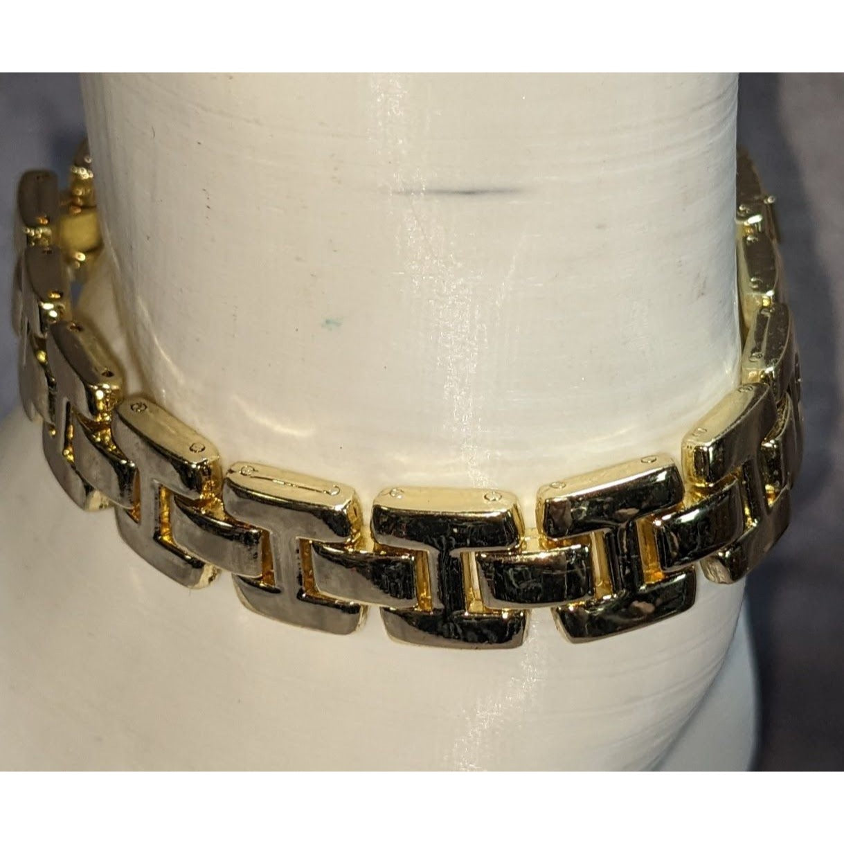 Glam Vintage Ellen Tracy Gold Tone Geometric Link Statement Bracelet Retro Designer Jewelry