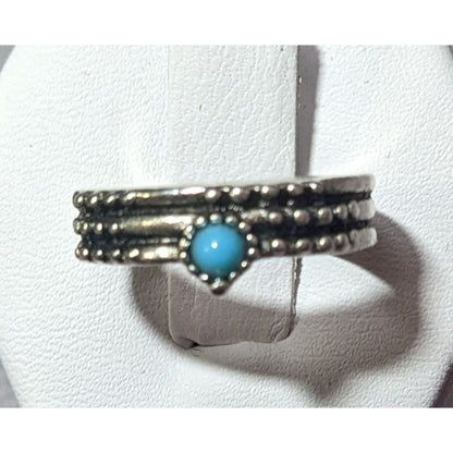 Southwestern Style Silver Tone Textured Stone Turquoise Stone Ring Size 6