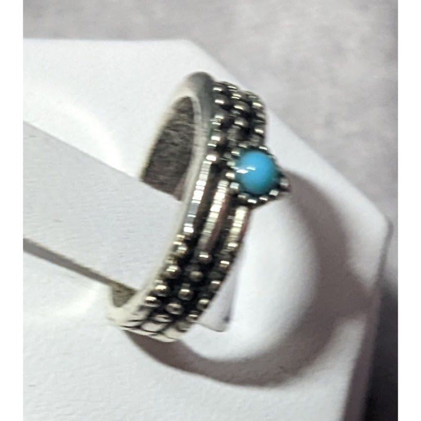 Southwestern Style Silver Tone Textured Stone Turquoise Stone Ring Size 6