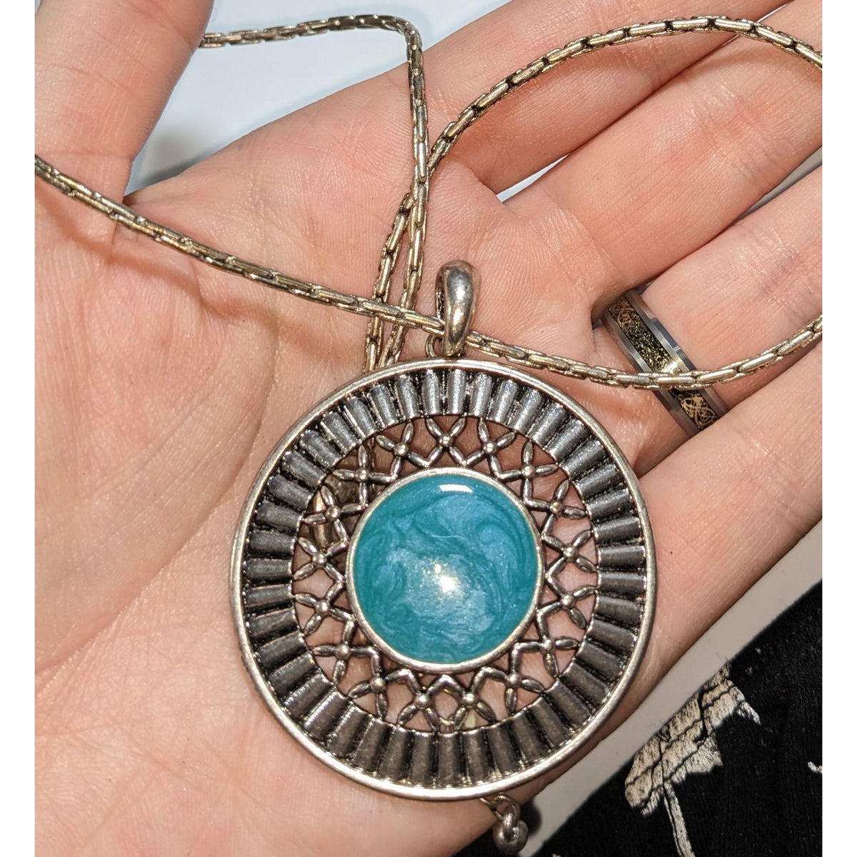 Southwestern Boho Silver Tone Turquoise Blue Enamel Medallion Necklace 16 Inch