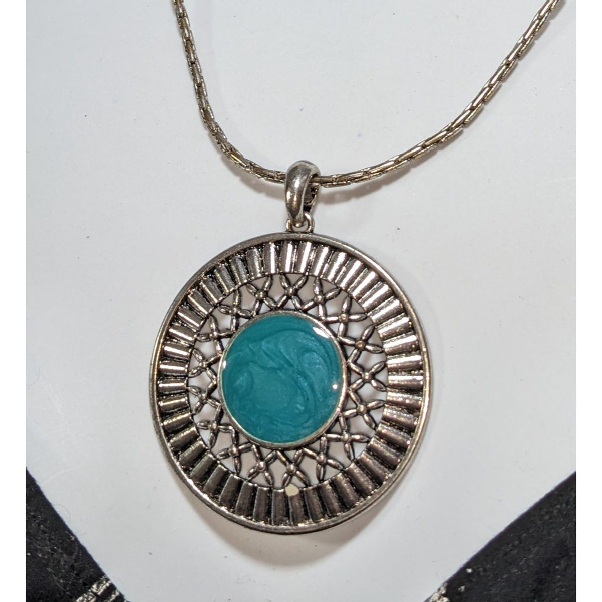 Southwestern Boho Silver Tone Turquoise Blue Enamel Medallion Necklace 16 Inch