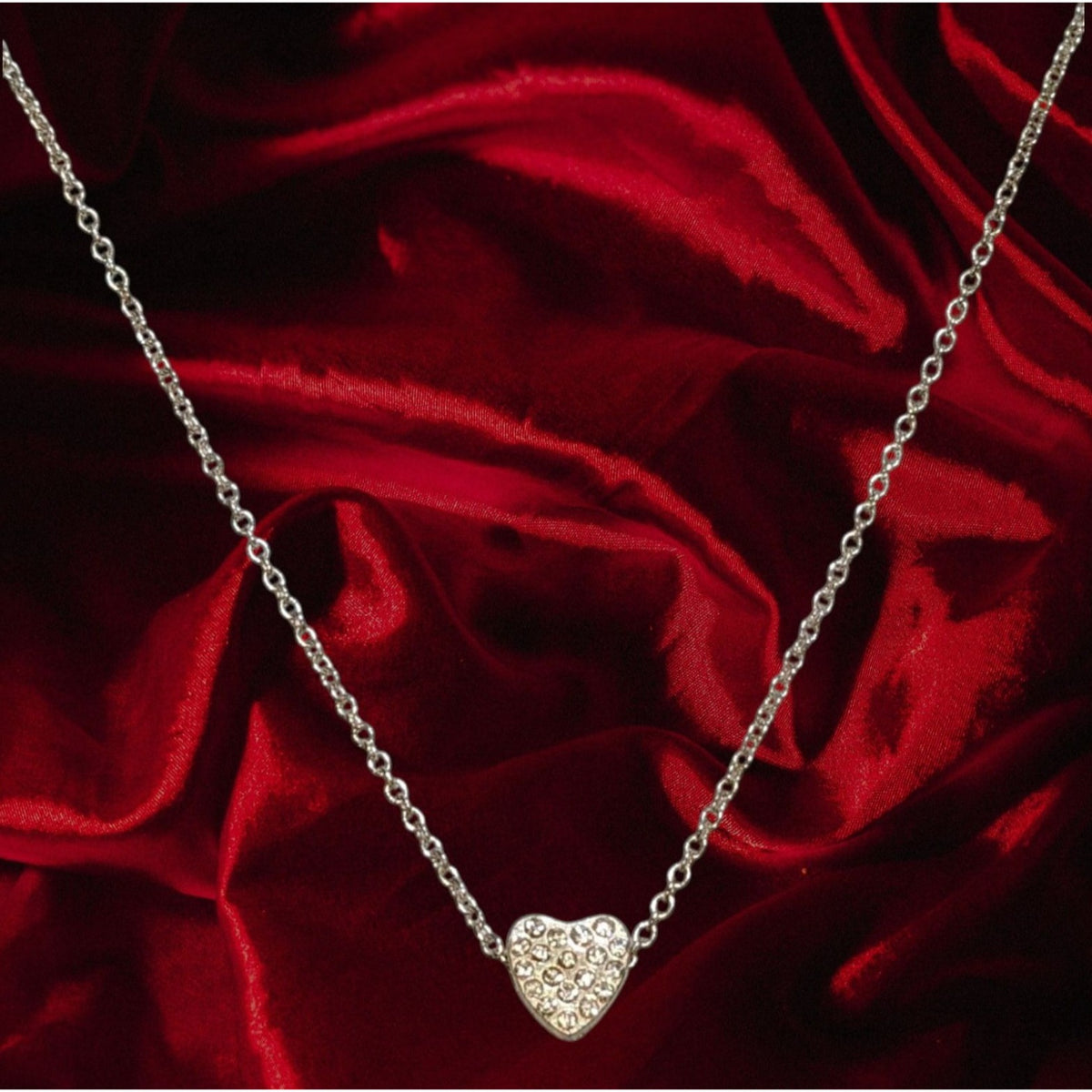 Romantic Silver Tone Clear Rhinestone Heart Necklace 16 Inch EUC