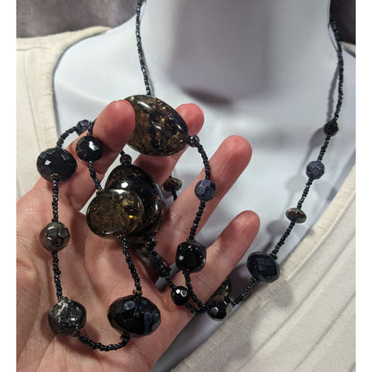 Abstract Glass Beaded Crackle Accent Station Necklace