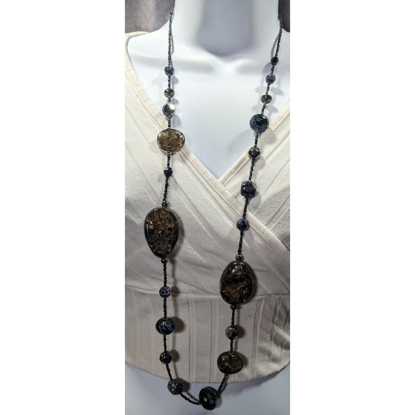 Abstract Glass Beaded Crackle Accent Station Necklace