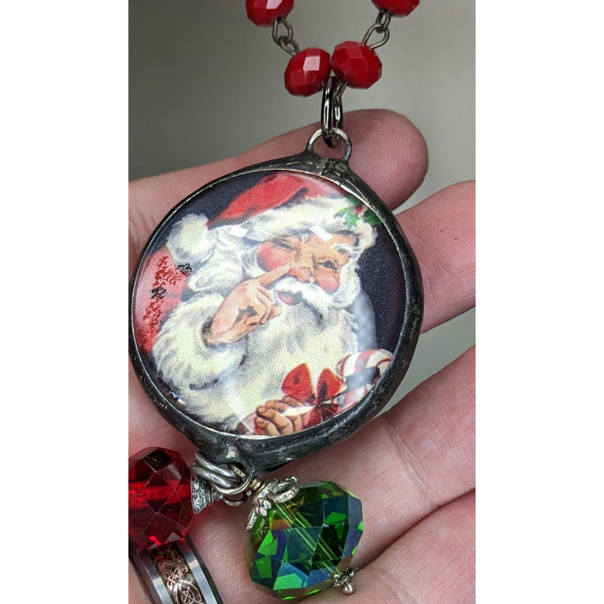 Vintage Kitsch Christmas Santa Red Glass Beaded Reversible Pendant Necklace