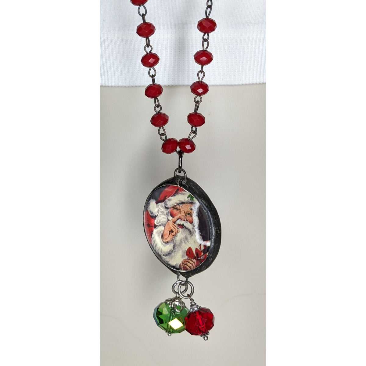 Vintage Kitsch Christmas Santa Red Glass Beaded Reversible Pendant Necklace
